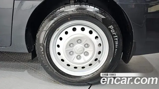 Hyundai Staria 2022 — Photo 26/34