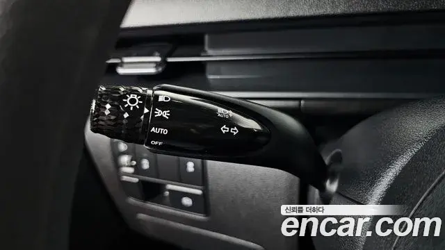 Hyundai Staria 2022 — Photo 11/34