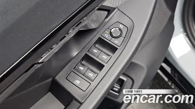 BMW 5 Series 2024 — Şəkil 10/35