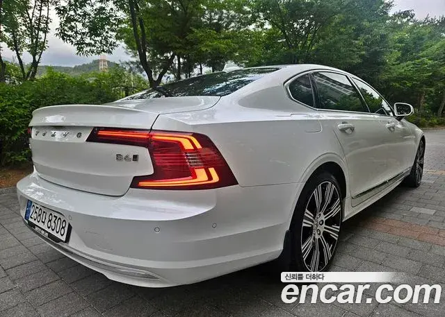 Volvo S90 2025 — ფოტო 20/20