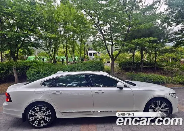 Volvo S90 2025 — ფოტო 18/20