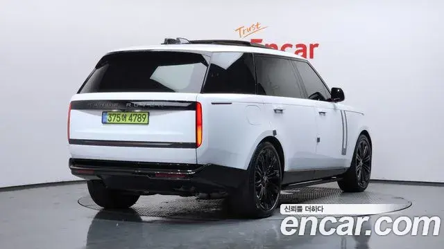 Land Rover Range Rover 2025 — Фото 2/20