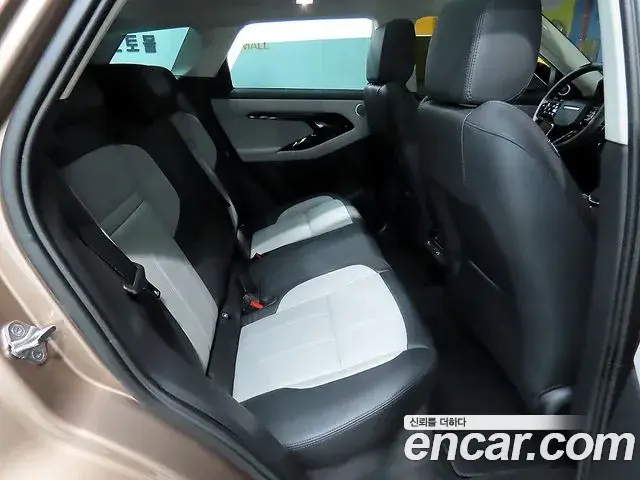 Land Rover Range Rover Evoque 2025 — Фото 14/20