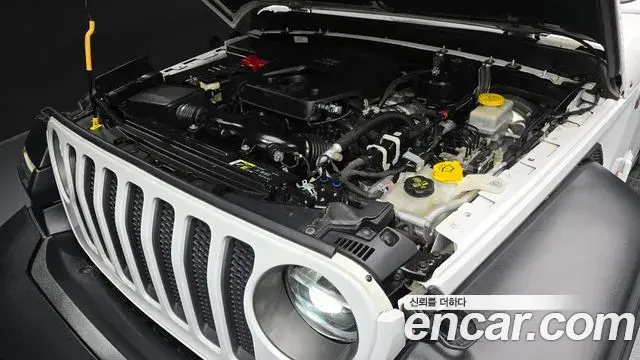 Jeep Wrangler 2019 — ფოტო 11/33