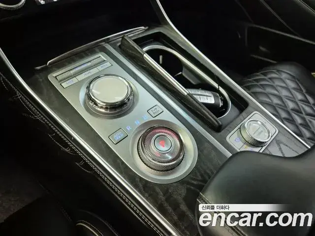 Genesis GV80 2023 — Photo 6/18