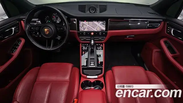 Porsche Macan 2022 — Şəkil 9/35