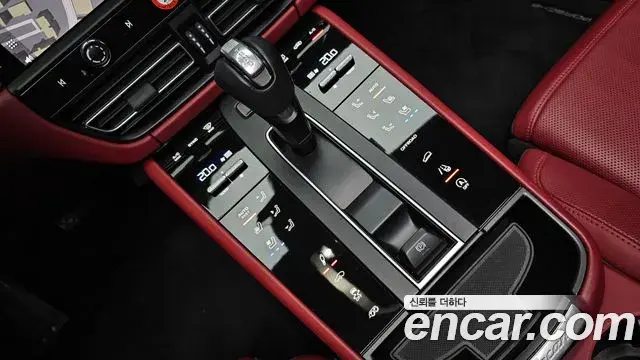 Porsche Macan 2022 — Şəkil 5/35