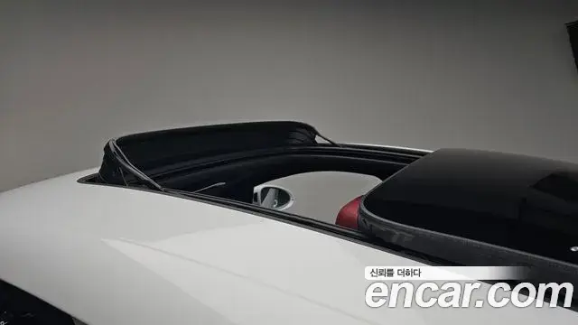 Porsche Macan 2022 — Şəkil 4/35