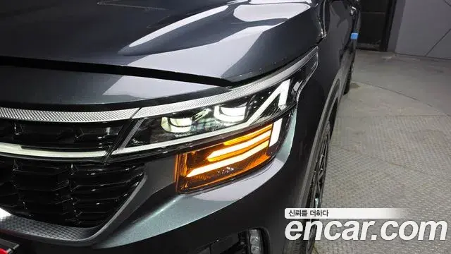 Kia Seltos 2025 — ფოტო 24/32