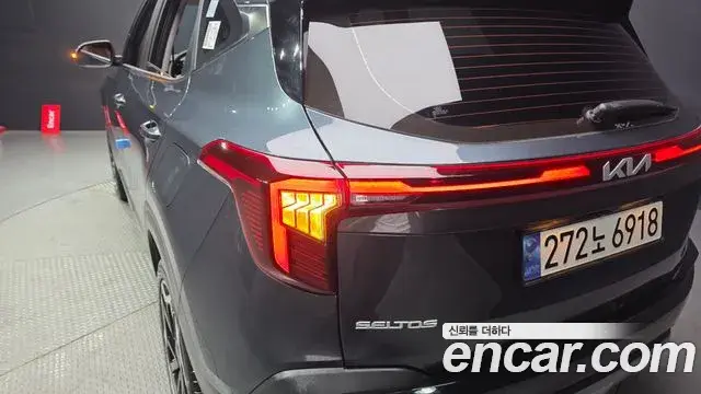 Kia Seltos 2025 — ფოტო 12/32