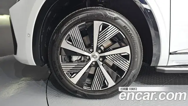 Renault Samsung Grand Koleos 2025 — Photo 19/20