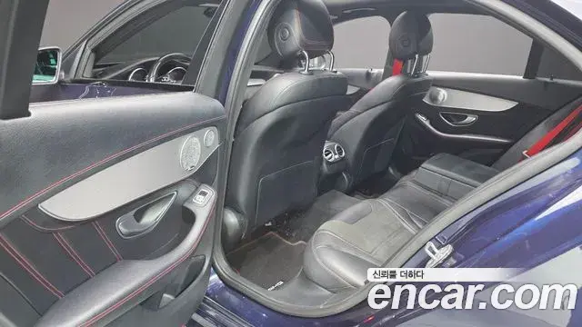 Mercedes-Benz C-Class 2018 — Şəkil 12/20