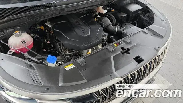Kia Carnival 2023 — Şəkil 1/33
