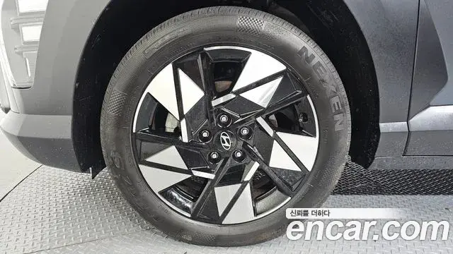 Hyundai Kona Hybrid 2024 — ფოტო 10/30