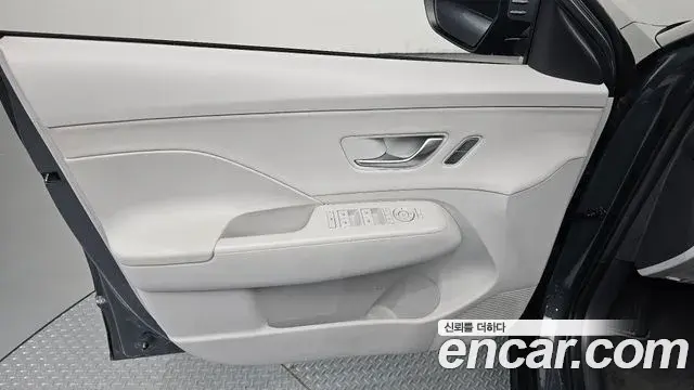 Hyundai Kona Hybrid 2024 — ფოტო 8/30