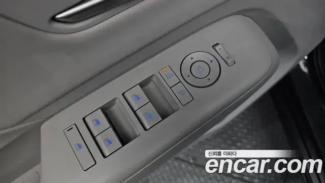 Hyundai Kona Hybrid 2024 — ფოტო 28/30