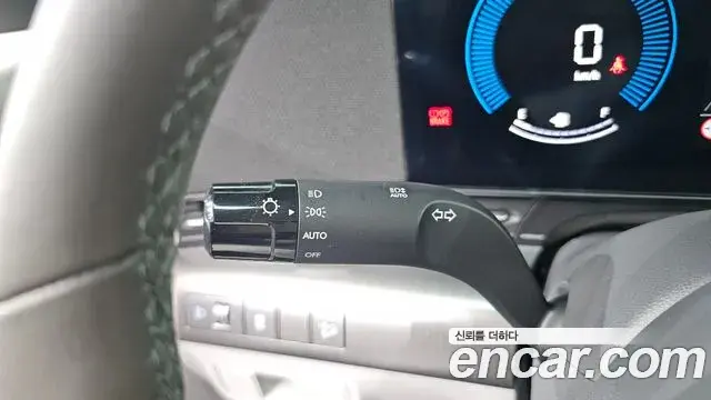 Hyundai Kona Hybrid 2024 — ფოტო 1/30