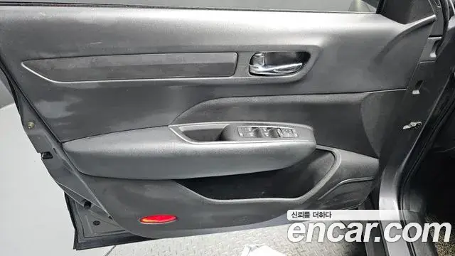 Renault Samsung QM6 2022 — ფოტო 12/33