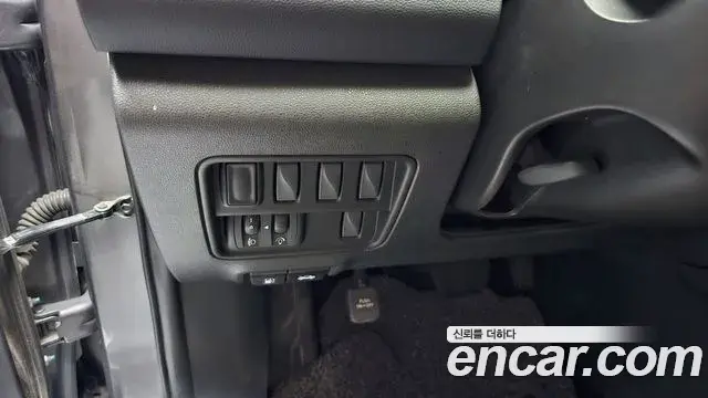 Renault Samsung QM6 2022 — ფოტო 18/33