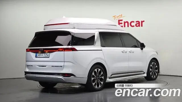 Kia Carnival 2021 — Фото 2/20