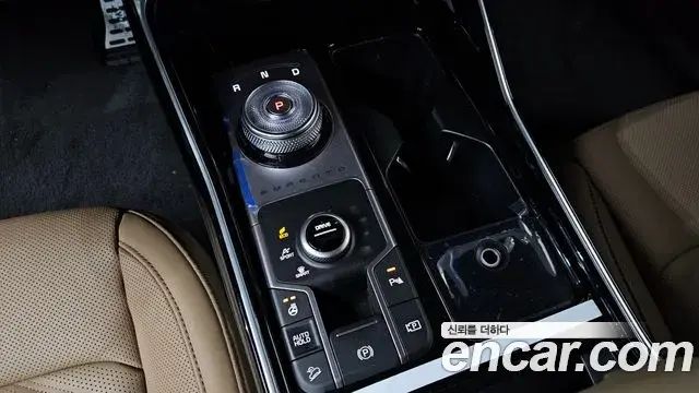 Kia Sorento 2024 — Фото 9/20