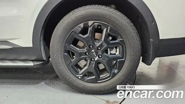Kia Sorento 2024 — Photo 2/36