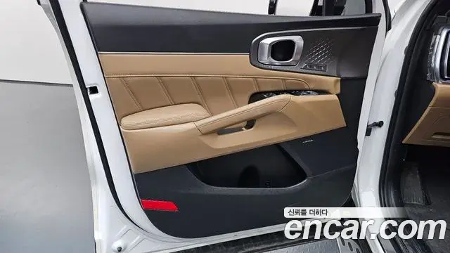 Kia Sorento 2024 — Photo 32/36