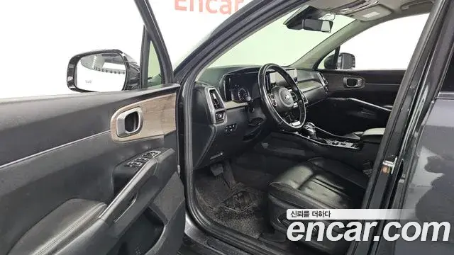 Kia Sorento 2021 — Фото 10/20