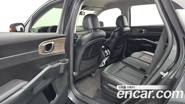 Kia Sorento 2021 — Фото 12/20
