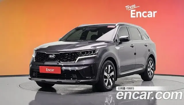 Kia Sorento 2021 — Фото 1/20