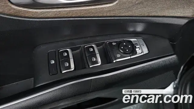 Kia Sorento 2021 — ფოტო 8/32