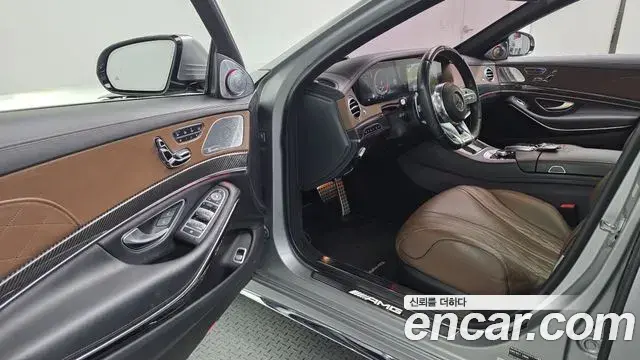 Mercedes-Benz S-Class 2018 — Фото 10/20