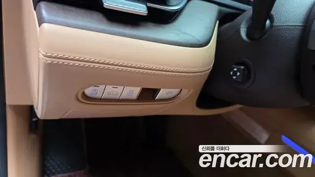 Genesis G90 2023 — Photo 24/40
