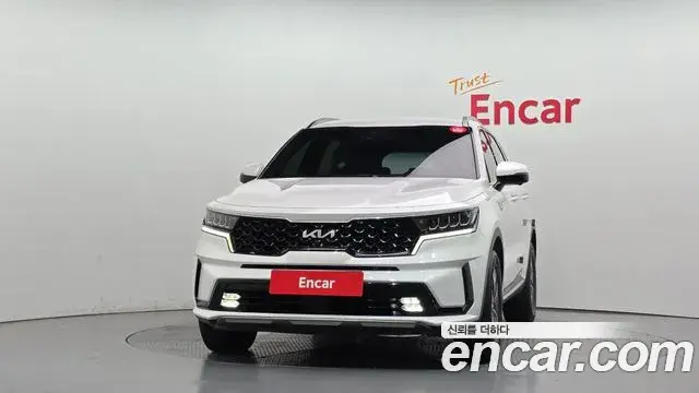Kia Sorento 2022 — Фото 3/20