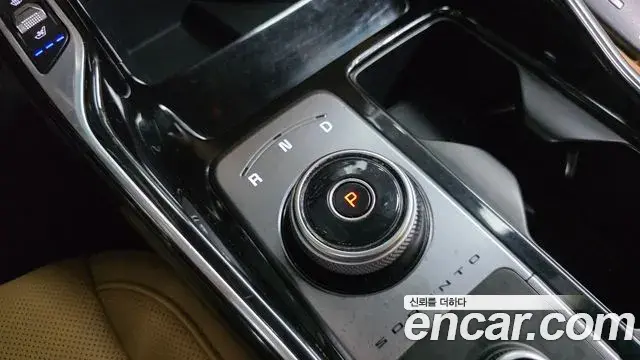 Kia Sorento 2022 — Фото 9/20