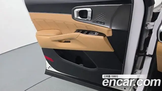 Kia Sorento 2022 — Photo 26/31