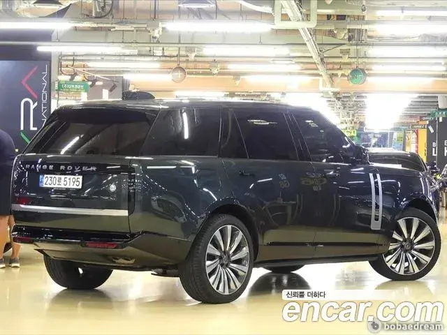 Land Rover Range Rover 2023 — Фото 3/20