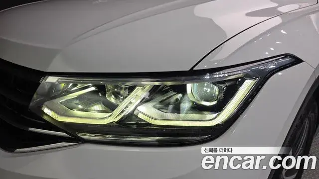 Volkswagen Tiguan 2023 — Şəkil 16/37