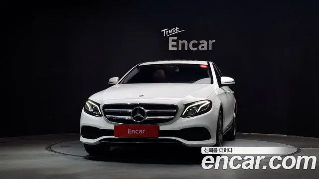 Mercedes-Benz E-Class 2019 — Фото 3/20