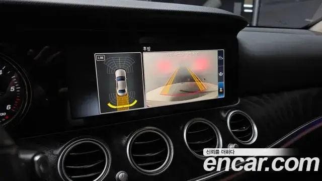 Mercedes-Benz E-Class 2019 — Фото 14/20