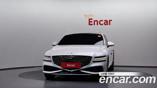 Genesis G80 2023 — ფოტო 13/32