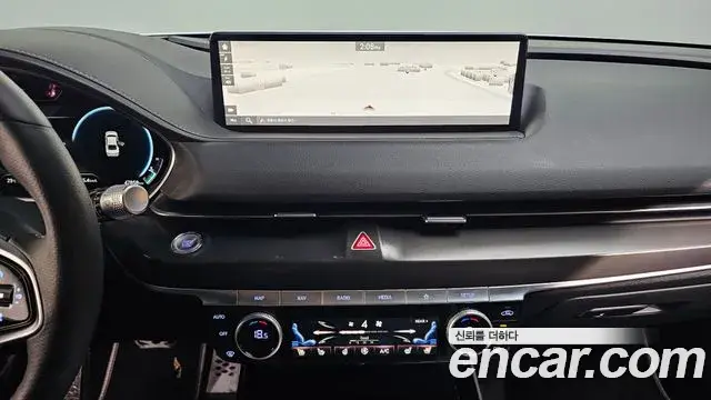 Genesis G80 2023 — ფოტო 18/32