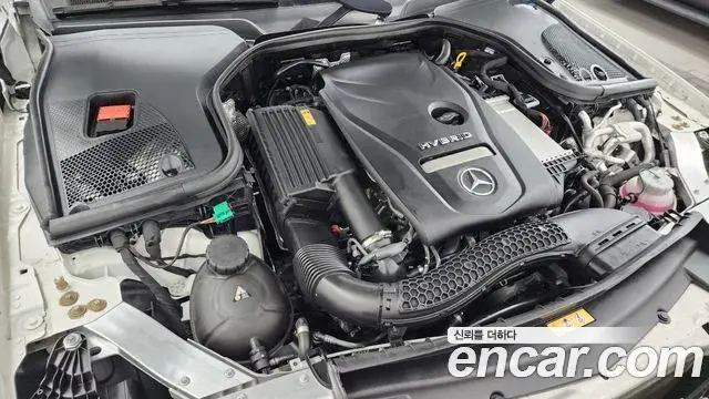 Mercedes-Benz E-Class 2023 — Фото 6/20