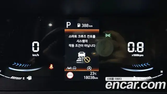 Hyundai Staria 2025 — Фото 8/19