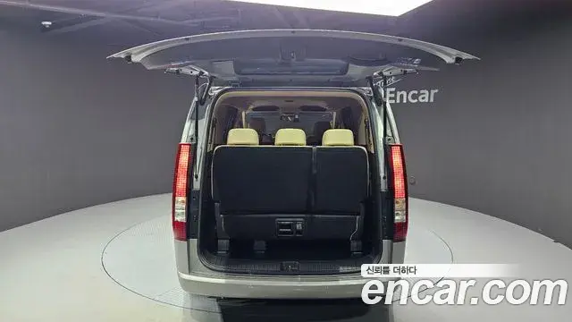 Hyundai Staria 2025 — Фото 19/19