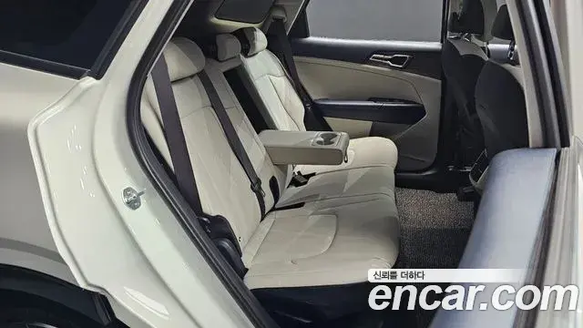 Kia Sportage 2021 — Фото 11/20