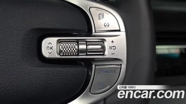 Genesis GV80 2021 — Şəkil 28/39