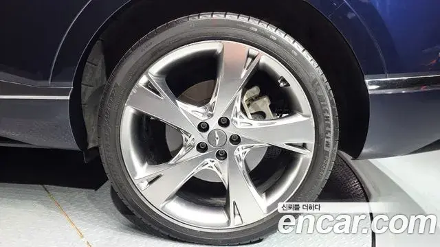 Genesis GV80 2021 — Şəkil 13/39