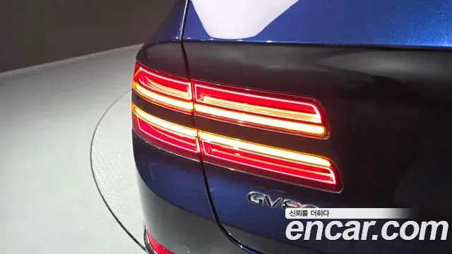 Genesis GV80 2021 — Şəkil 9/39