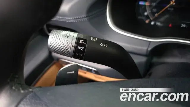 Genesis GV80 2021 — Şəkil 34/39